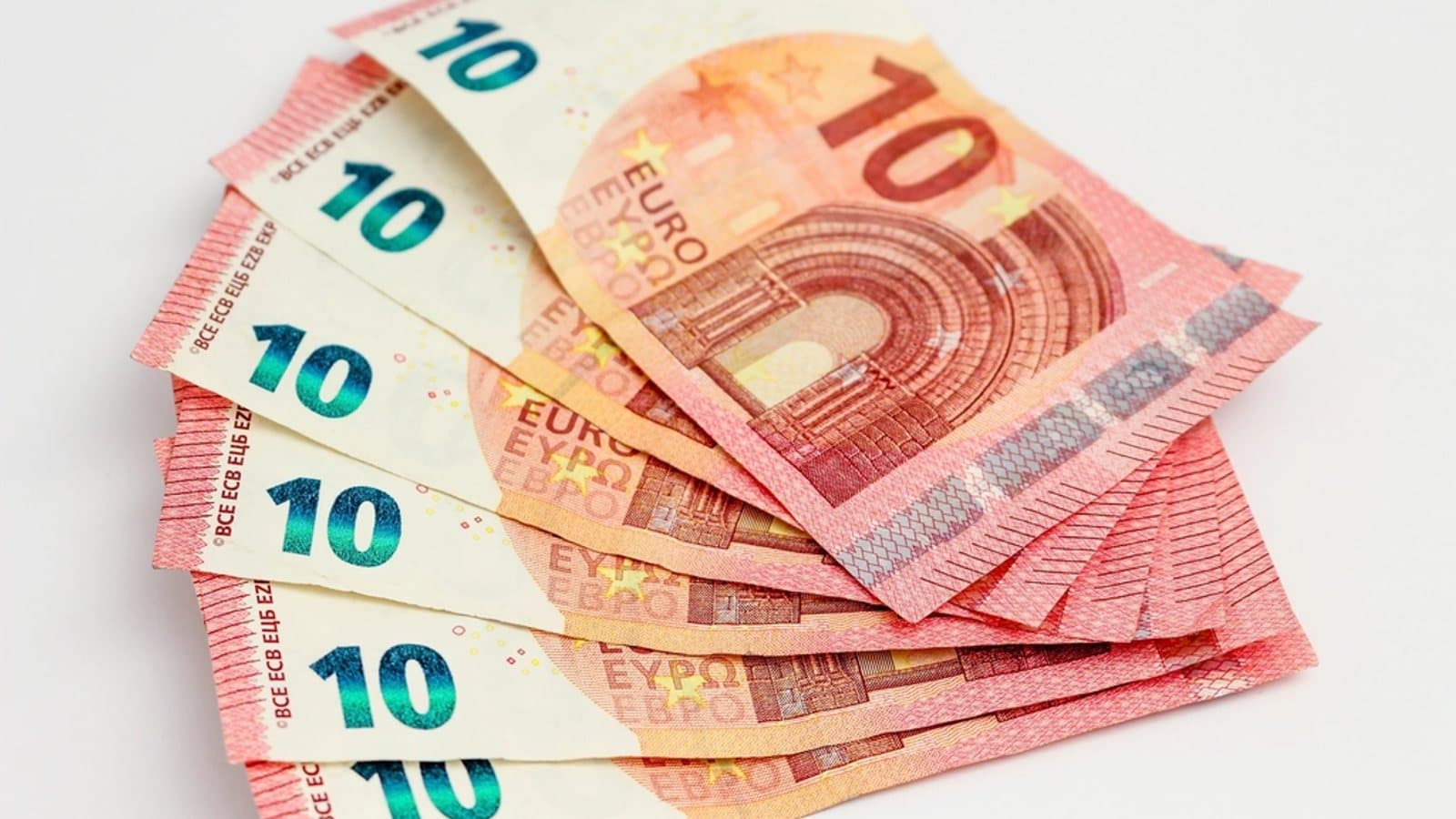 Euro banknotes, money & banking. File photograph. Foto d'archivio.